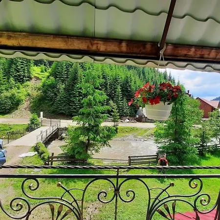 окремі на 8 чоловік у ані